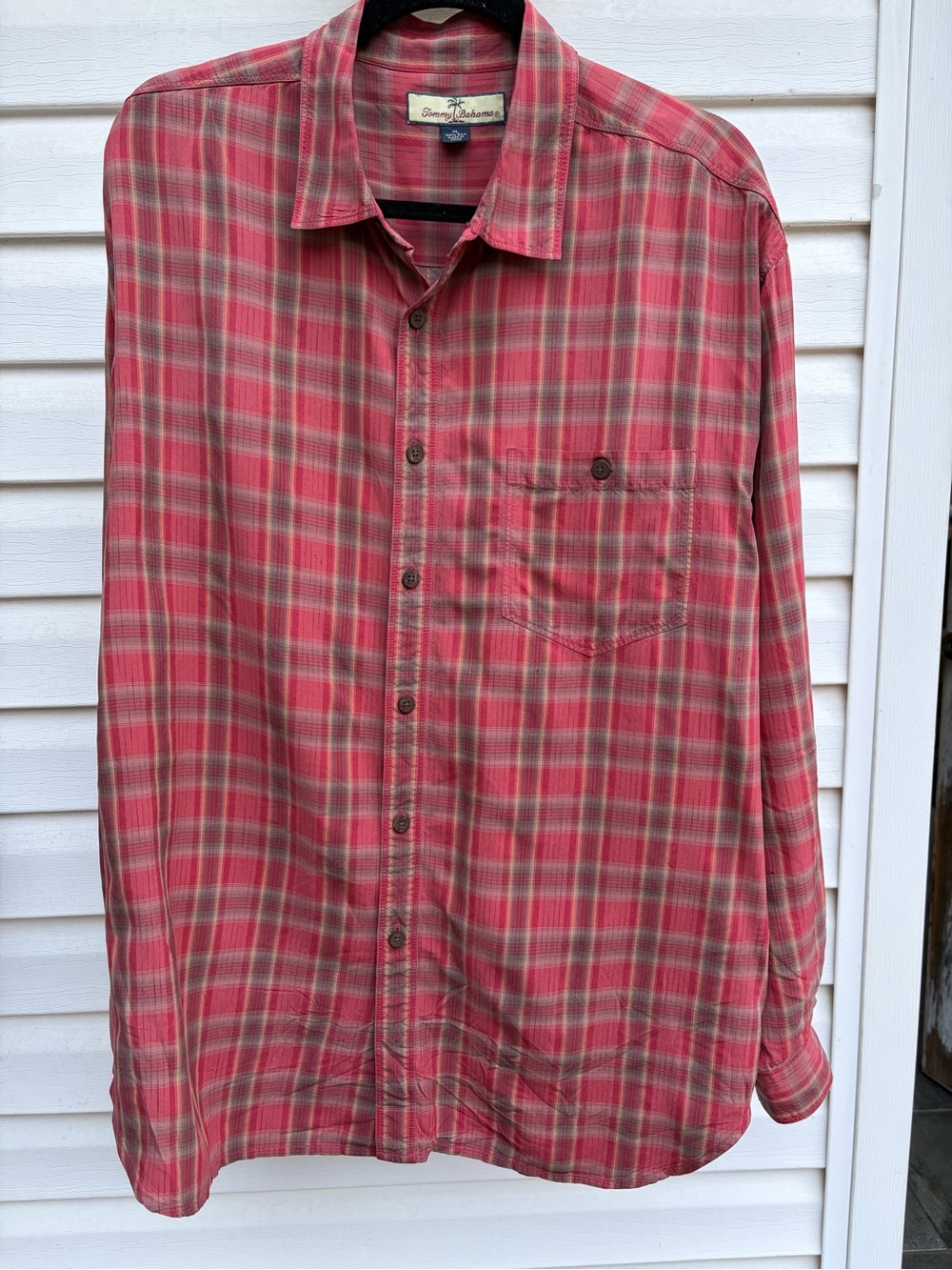 Tommy Bahama Men’s XL 100% Silk Red Plaid Long Sleeve Button Down Shirt